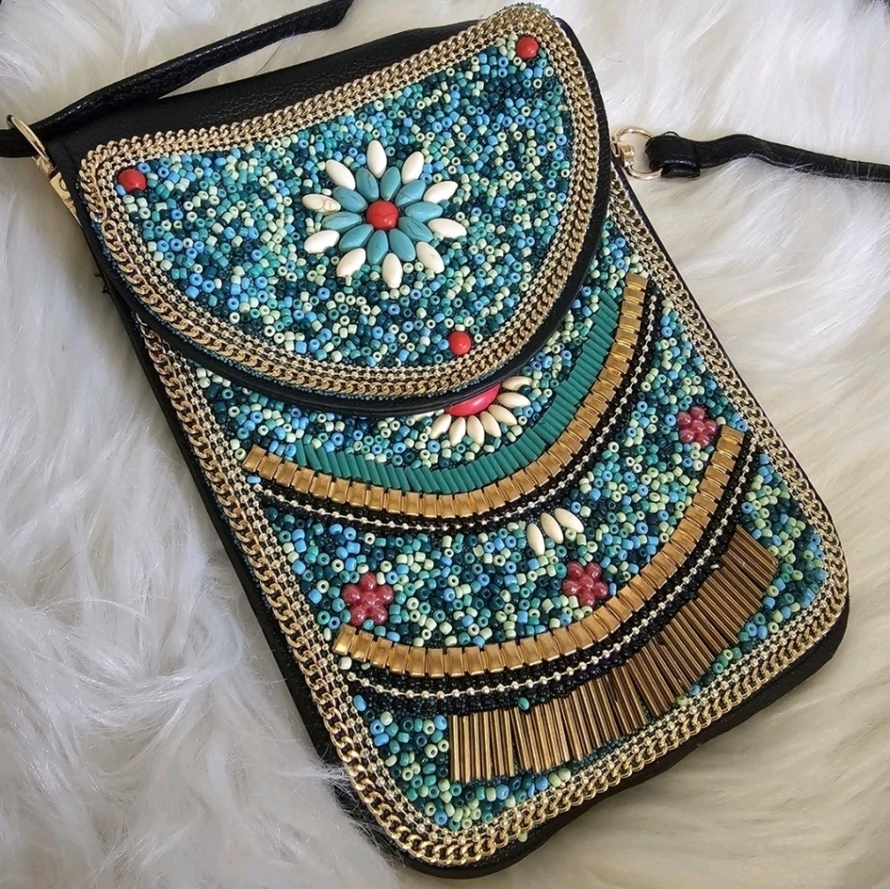 Unbranded β’ Boho Style Beaded Crossbody Bagβ